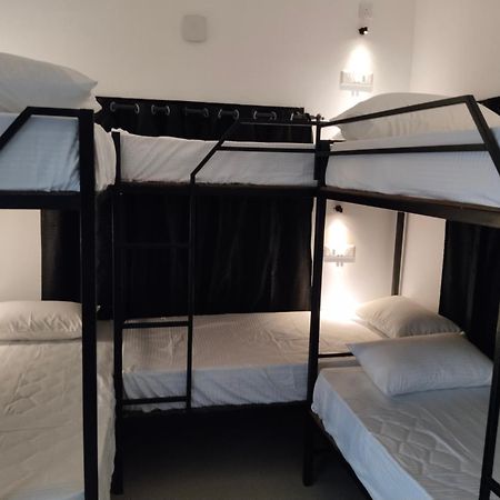 The Chill House Hostel Kochi Exterior photo