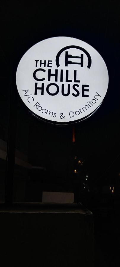 The Chill House Hostel Kochi Exterior photo